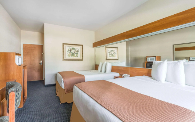 Microtel Inn & Suites by Wyndham Houma