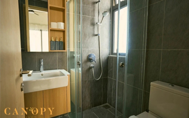 The Luxe & The Colony, KLCC