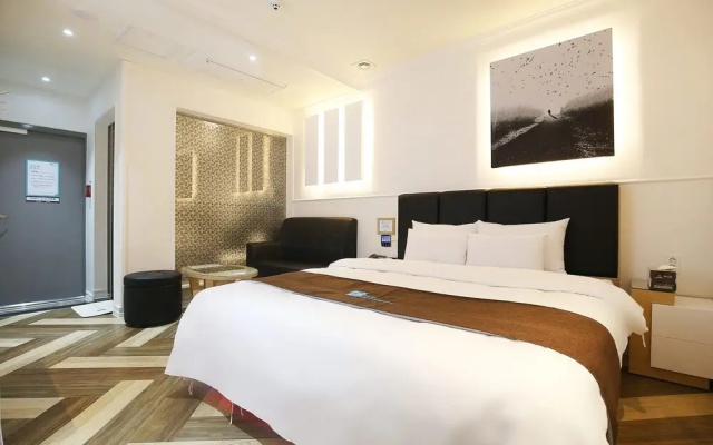 Hongseong Yongbongsan Hue Dream Self Check in Motel