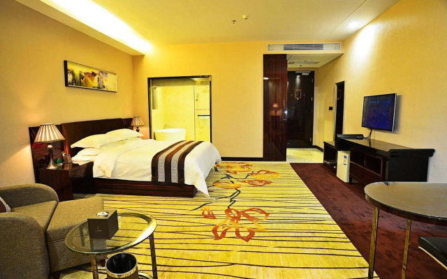 Liang Fan Holiday Inn