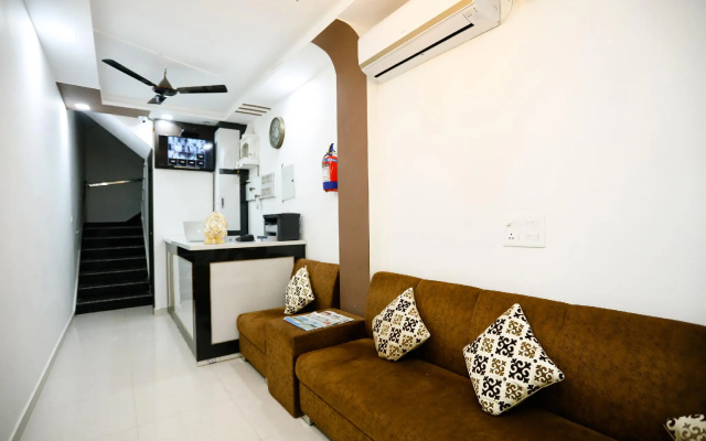 OYO 48568 Hotel Kamla Palace