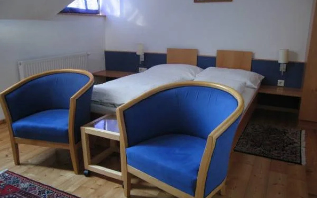 Gasthof-Pension Kolimbatovic