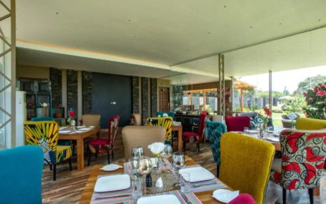 Отель Kinga Home Suites