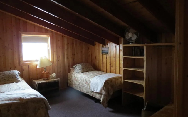 Lazy M Lodge
