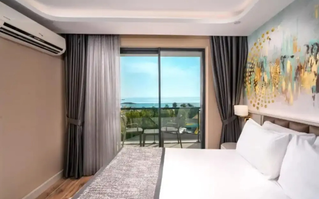 Grand Paradise Hotel