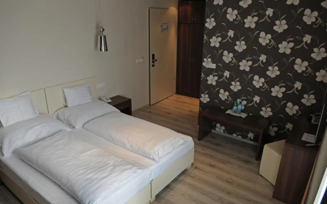 Hotel Median Hajdúnánás
