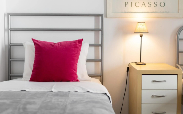 Vibrant in Pangrati by Athenian Homes