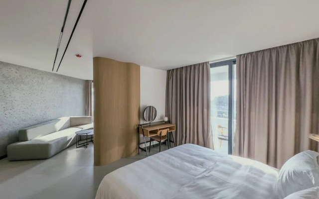 Zins Luxury Rooms 06