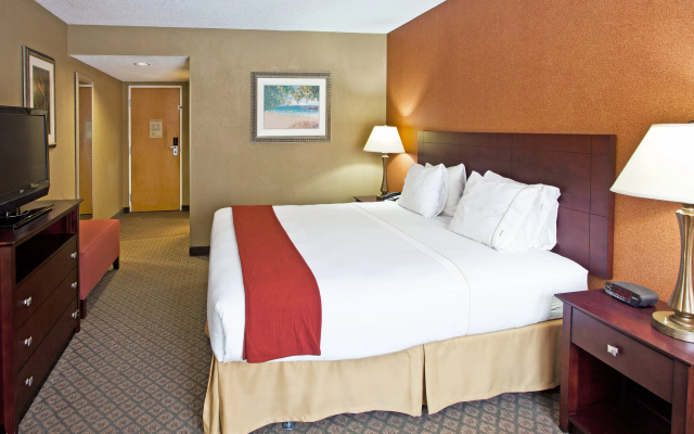 Holiday Inn Express Clearwater East - Icot Center by IHG