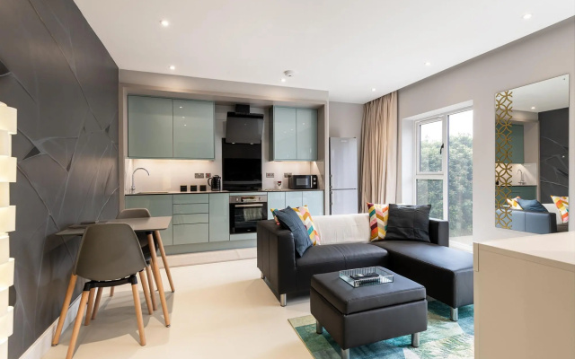 Amazing 1-Bed Apartment