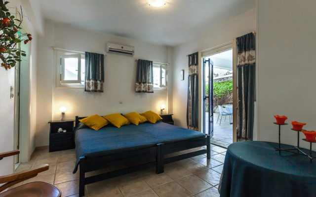 Thanos Luxury Apartment in Spetses