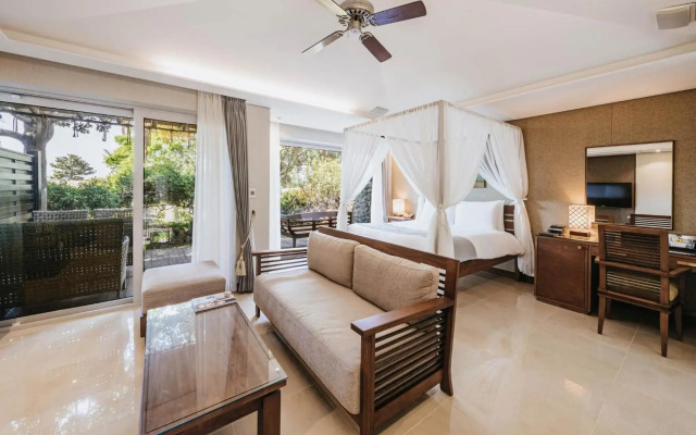 Seaes Hotel & Resort