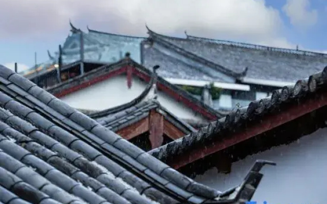 Lijiang Yunjingzhinan (The Old Town of Lijiang Dashuiche)