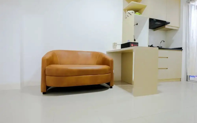 Simply & Clean Bassura City Apartment