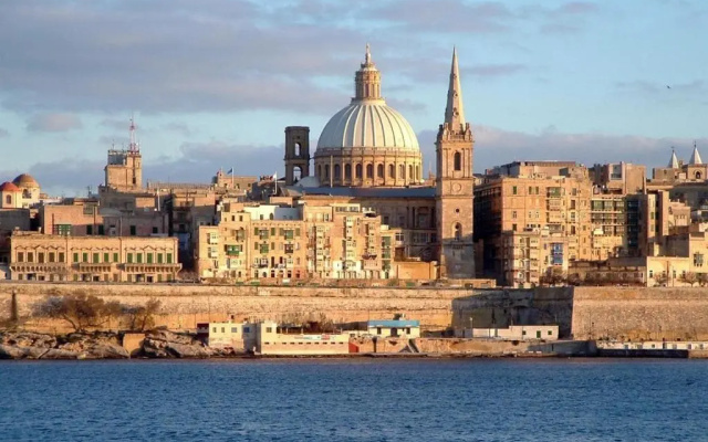 Sliema Tigne Suites