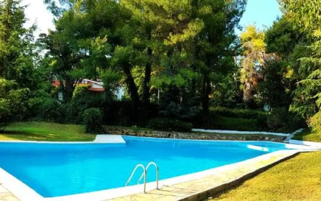 Sani Pool Beach Villa