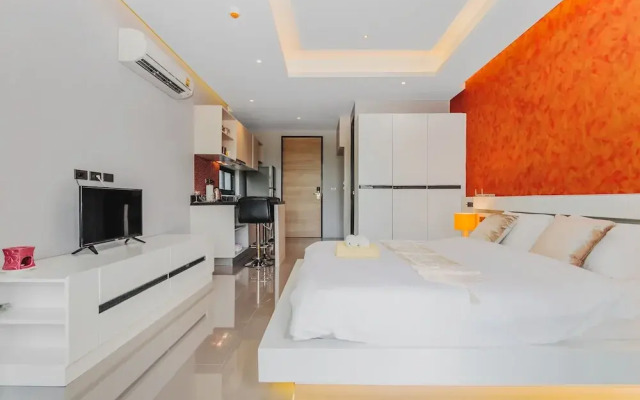 Condo in Nai Harn in ReLife 15-132-301