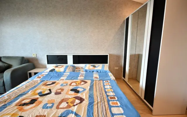 Sea-view Studio With Large Balcony - Bright and Spacious