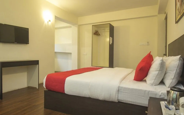 OYO 22038 Hotel Taktse Continental And Spa