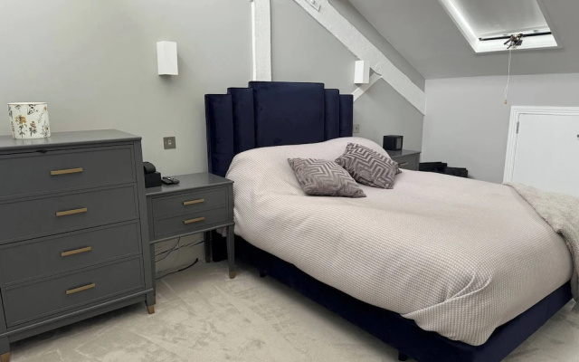 Luxury Penthouse St Chads Snowhill