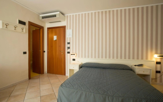 Hotel Villa Serena