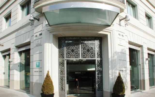 Отель Sercotel Amister Art