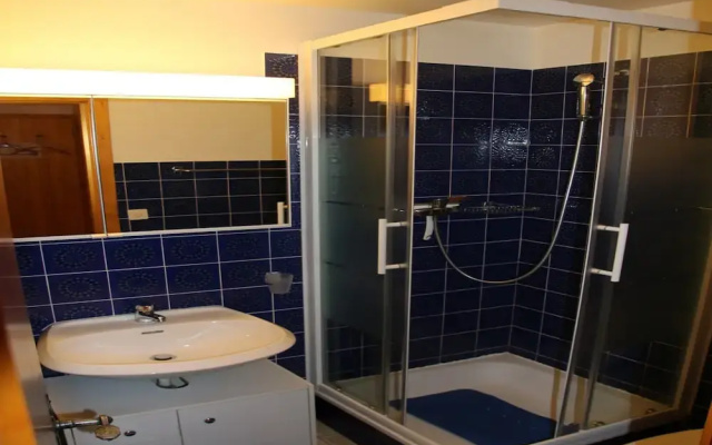 Apartment in Veysonnaz Near Ski Gondola