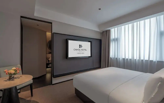 Cnhol Radient Hotel