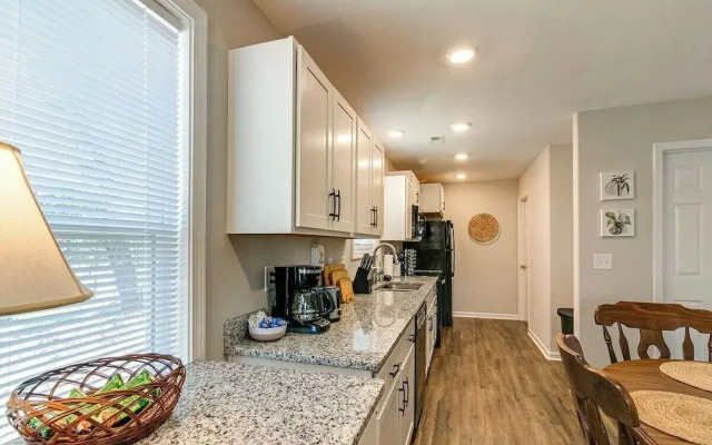 Unit #A 1010 Franklin St