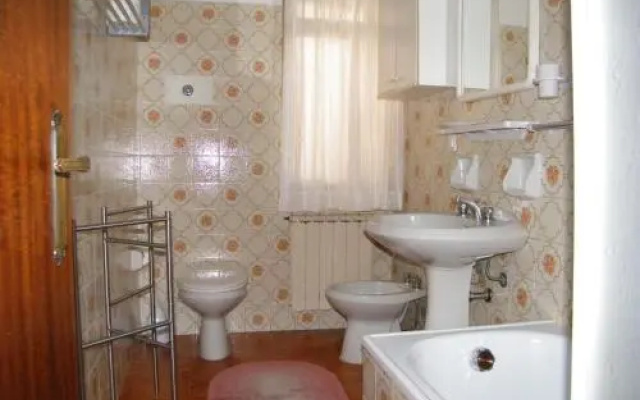 Casadueottanta