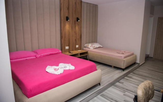 New Donantelo Hotel