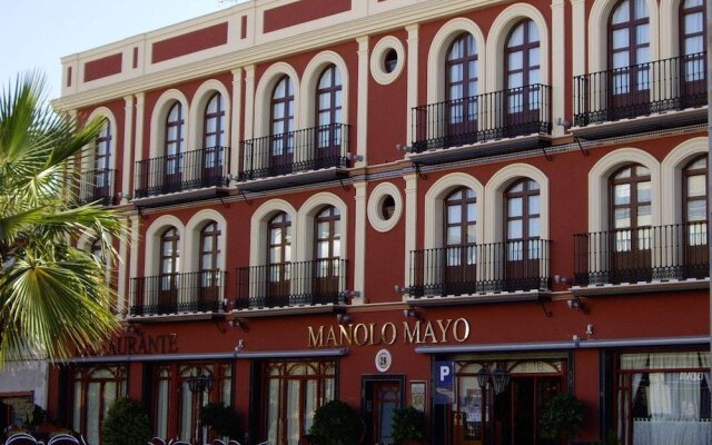 Hotel Manolo Mayo in Los Palacios y Villafranca, Spain from 91$, photos, reviews - zenhotels.com hotel front