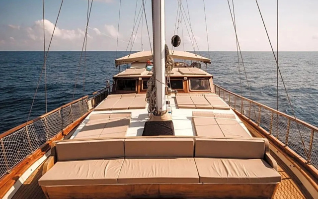Sicily Sea Charter CAICCO HANDE CAPO GALERA