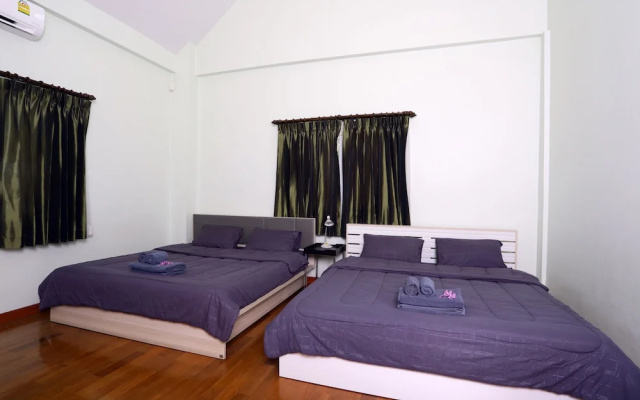 Green Residence Pool Villa