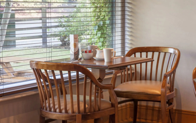 Holiday Inn Leeds Wakefield M1 Jct.40 by IHG