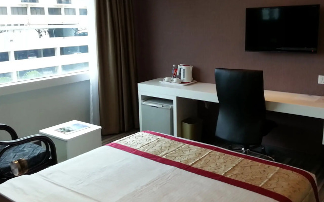Hotel Capital