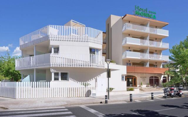 Monica Hotel вид на фасад