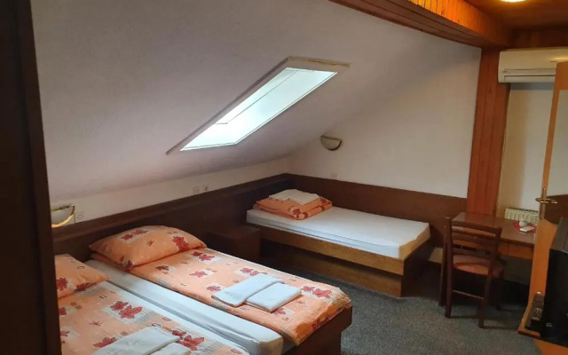 Pri Ancki Sobe Rooms Accomodation Ljubljana suburbs