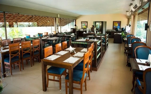 U Tropicana