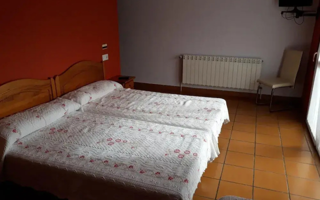 Hostal Ardoi