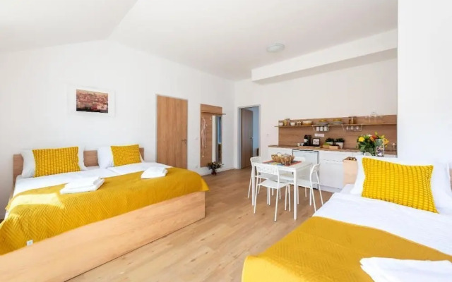 Libero Apartments