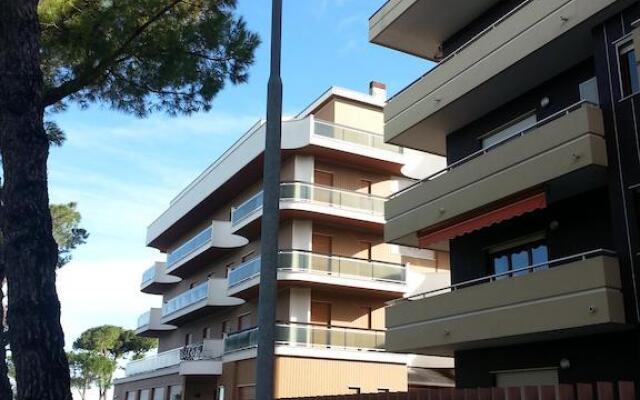 Отель Domus Mediterranea Италия, Пинето - отзывы, цены и фото номеров - забронировать отель Domus Mediterranea онлайн вид на фасад