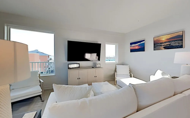 Sea Glass by Southern Vacation Rentals
