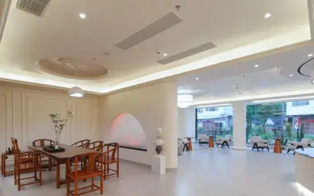 SuYan white high-end boutique homestay