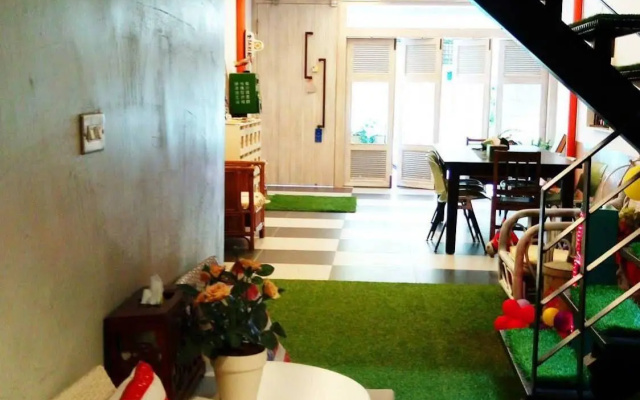 Tainan Dear House