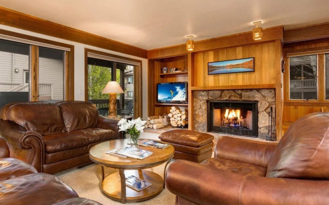 Abode at Teewinot Cabin