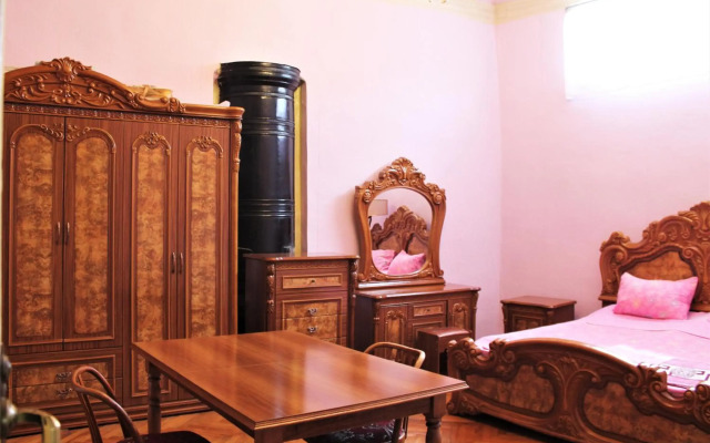 Guesthouse Medea on Pushkini 4