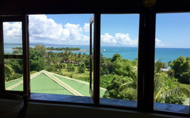 Oasis Lodge