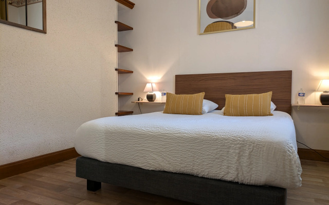 Hôtel Le Saint Florent