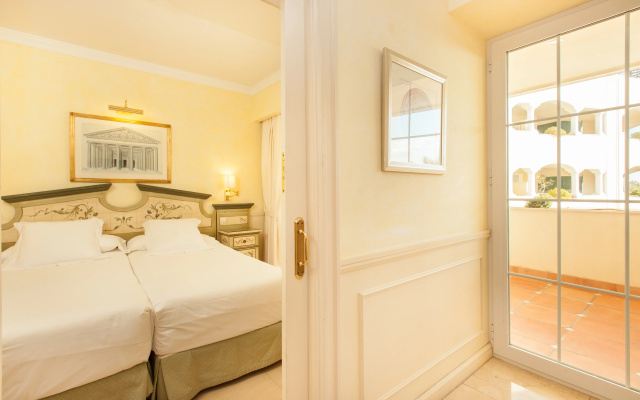 Guadalpin Suites